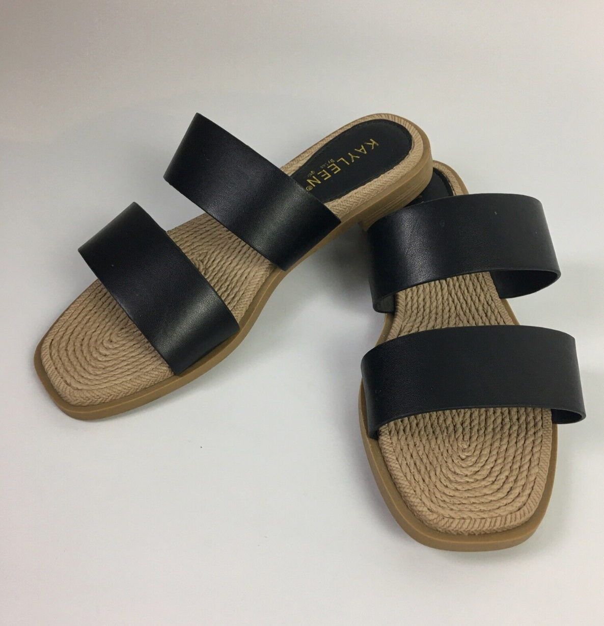 Selaa Flat Slip-On Sandals